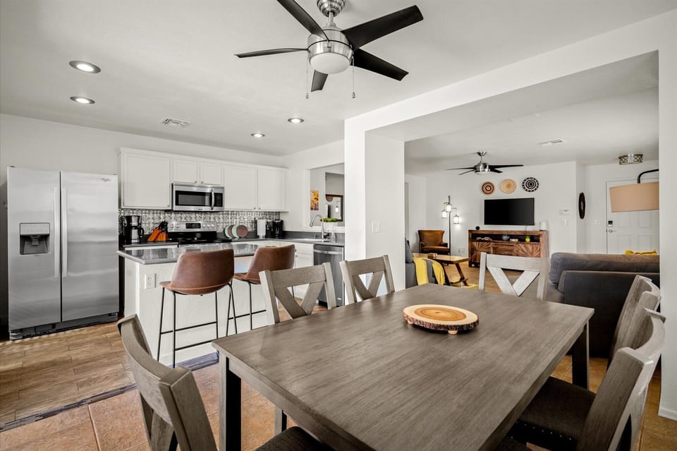 Entertaining Kitchen