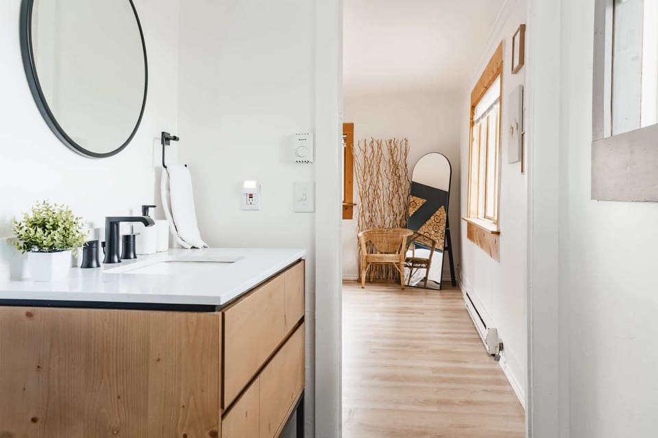 Master Bath - Private to Master bedroom.
