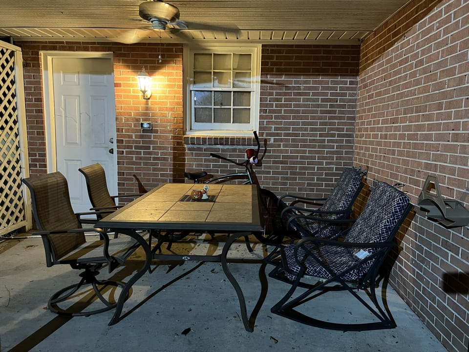 Outdoor dining