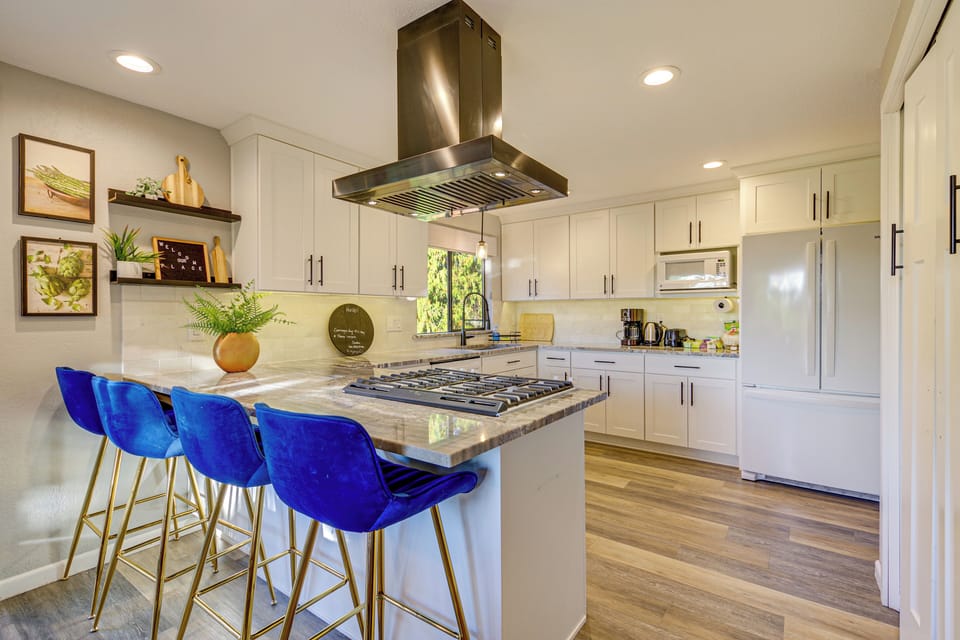 Kitchen | Coffee Maker | Spices | Crockpot | Blender | Toaster | High Chair