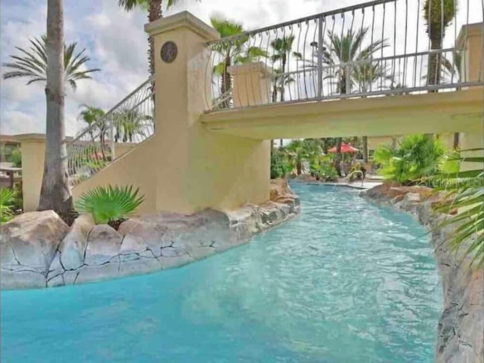 Lazy river 