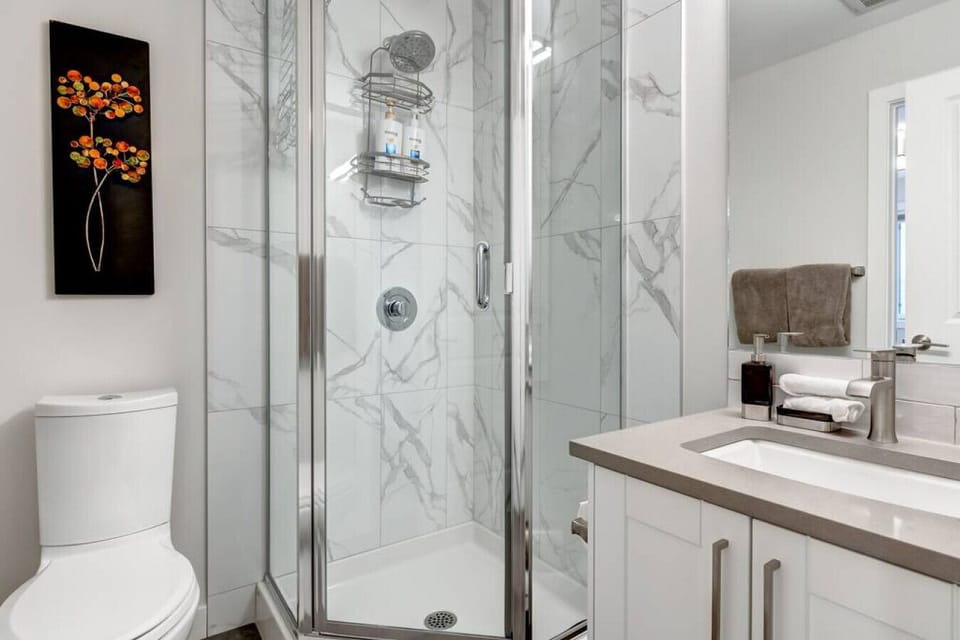Ground level: full bathroom