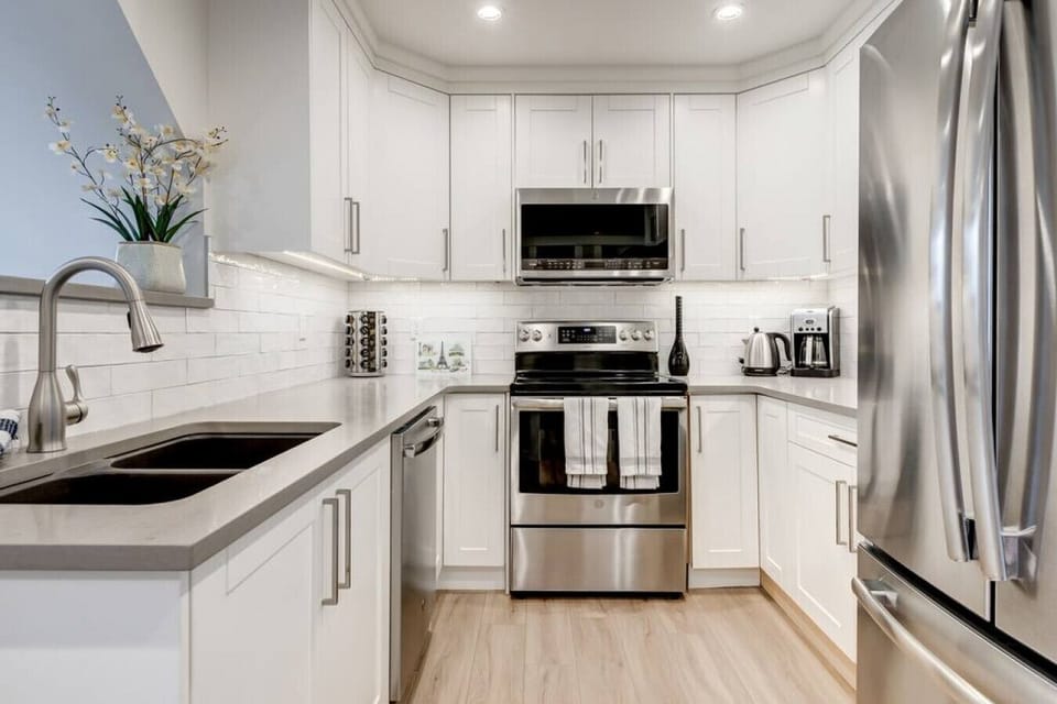 Second level: kitchen