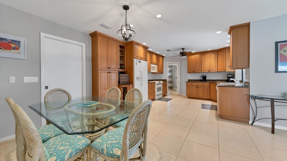 Whip up wonders: Our kitchen, where recipes come to life!