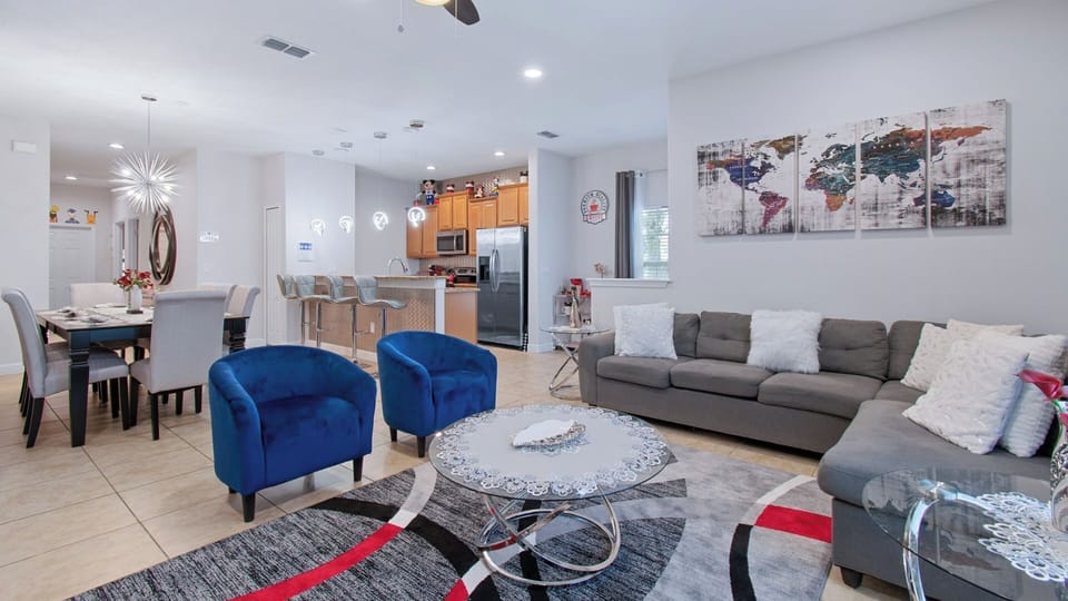 This townhome has a total of 5 bedrooms.