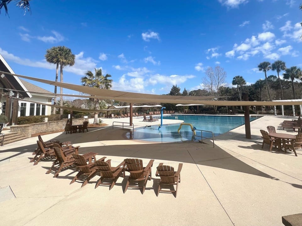 This pool at The Seabrook Island Lakehouse is free of access and features 5 swim lanes. It also offers ample seating and a comfortable graduated entry.