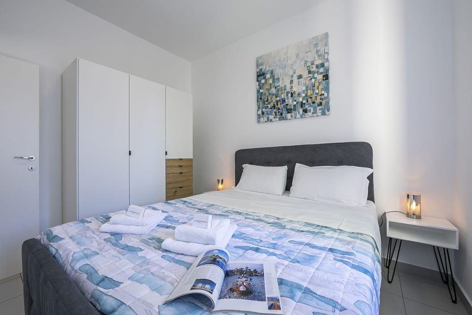 Second bedroom