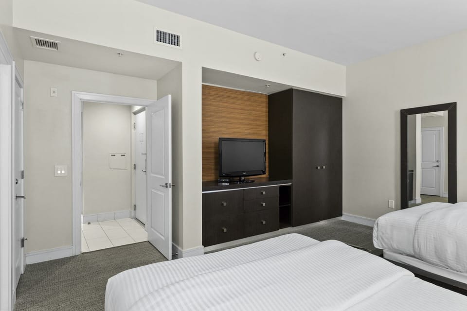 Bedroom. Interior and views may vary based on location and availability.