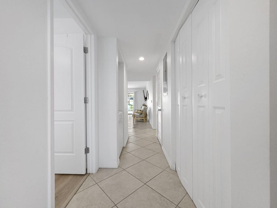 Split Floor Plan