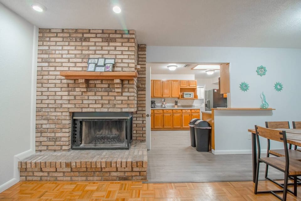 Wall fireplace and kitchen access