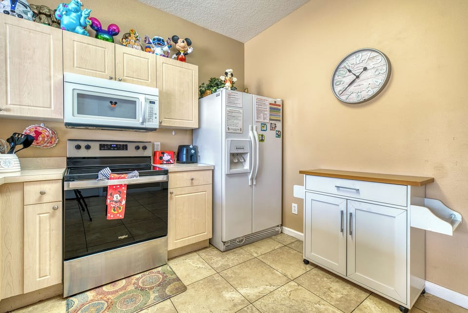 Cook up a storm or just some popcorn in our fully-equipped kitchen. It’s the perfect place to whip up your family’s favorite treats or experiment with a recipe from Belle's cookbook!