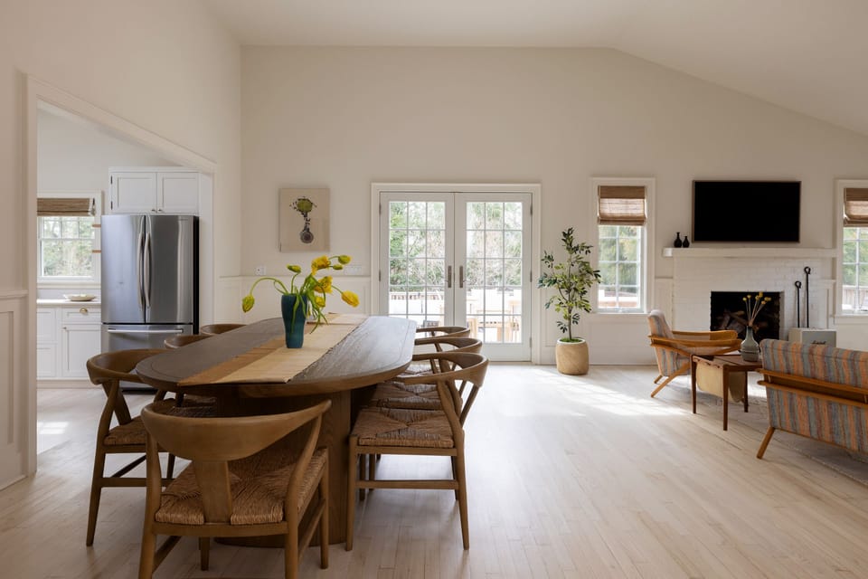 Indoor Dining For 10