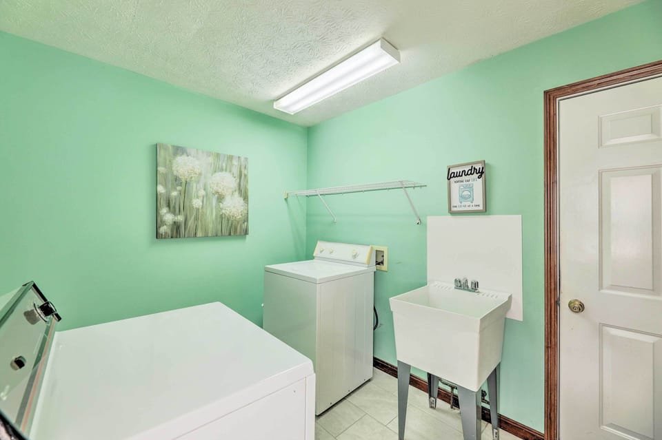 In-Unit Laundry