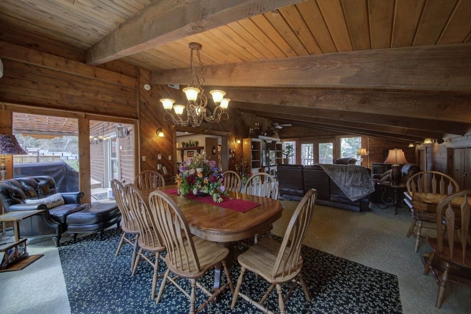 Dining Room Main Level