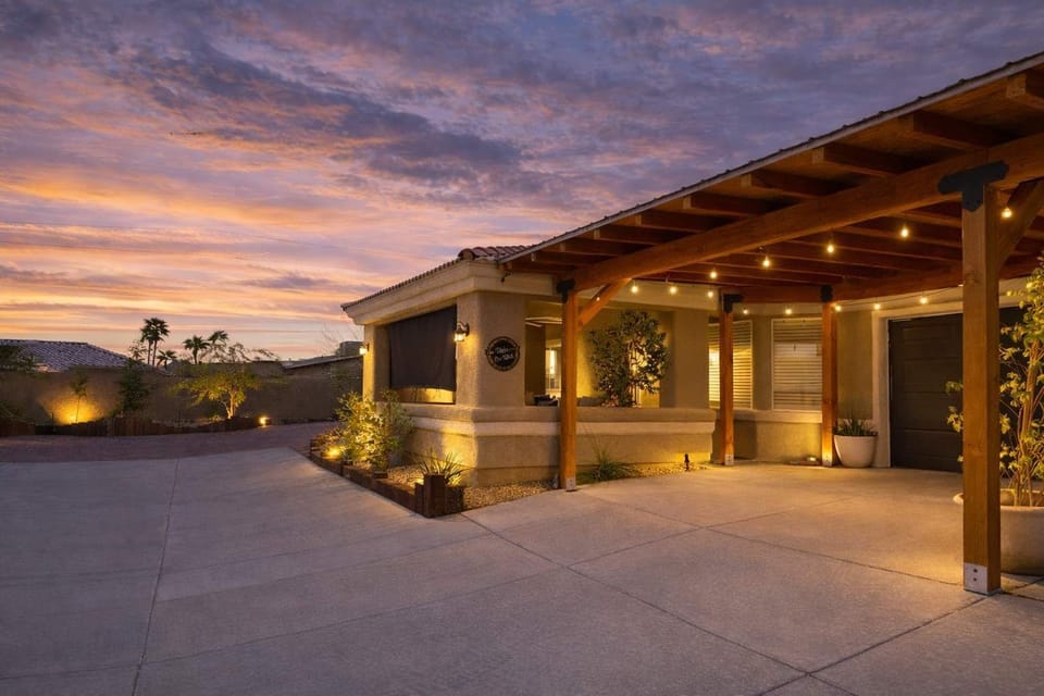 Covered carport parking with easy access to the Villa
