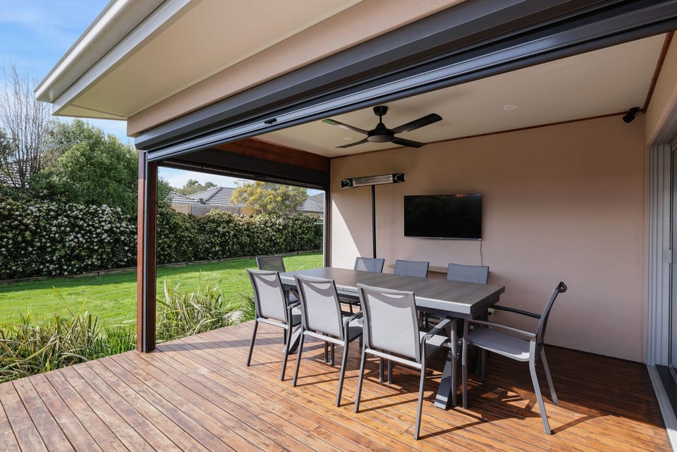 Outdoor Dining Area