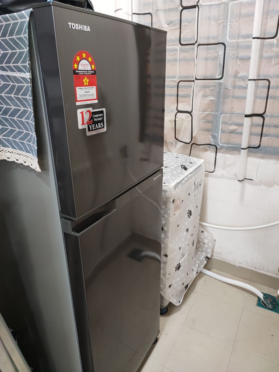 fridge and washing machine