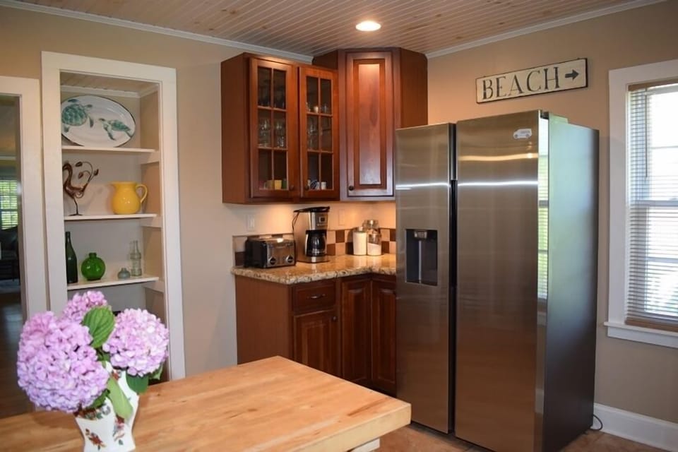 Fully equipped kitchen