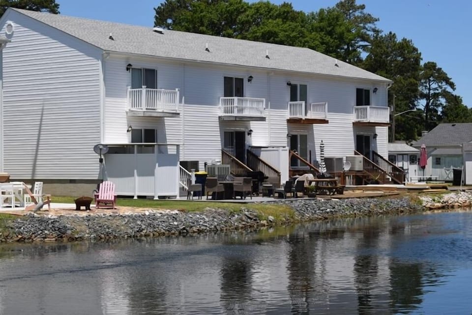 Pond Front 