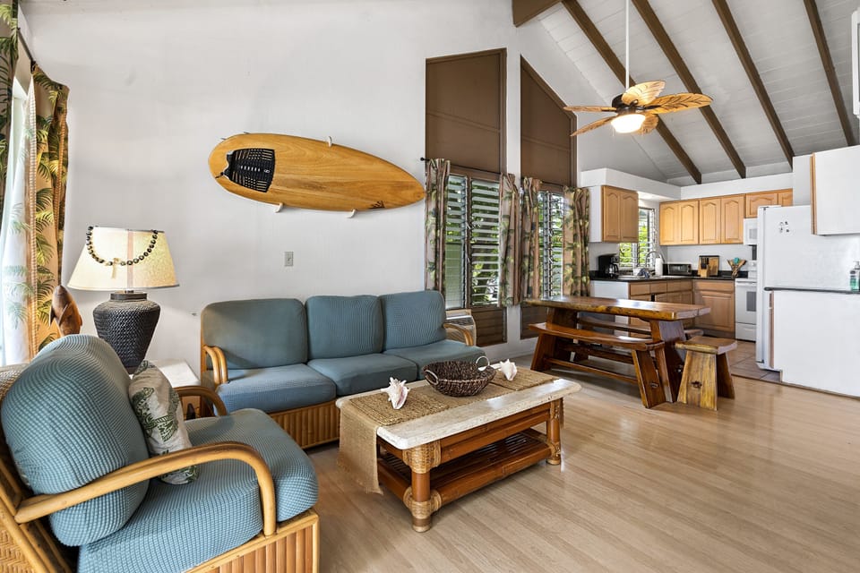 Stay connected with your family and friends as you relax in the Ohana Room 