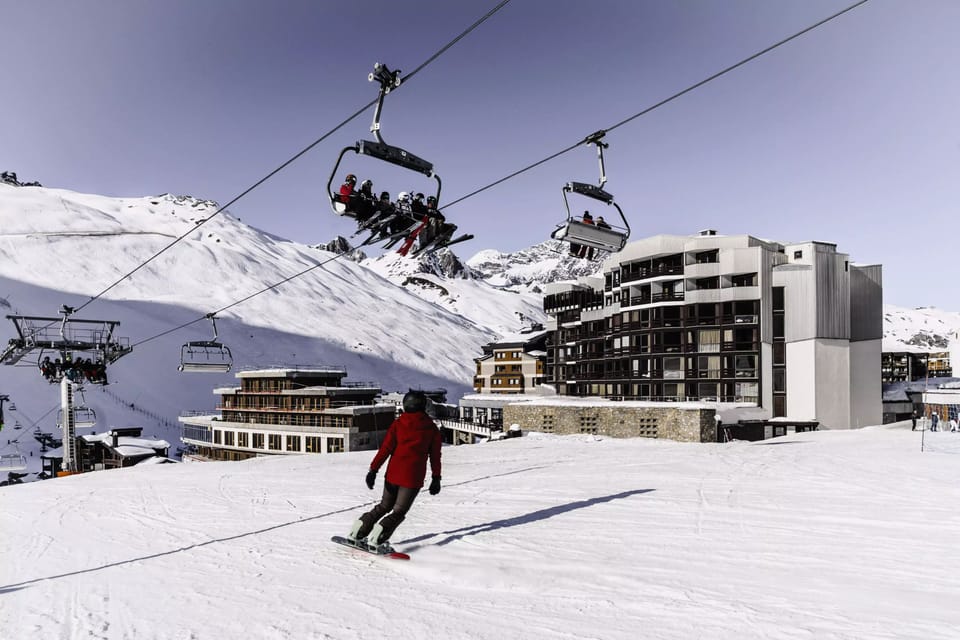 Snow and ski sports
