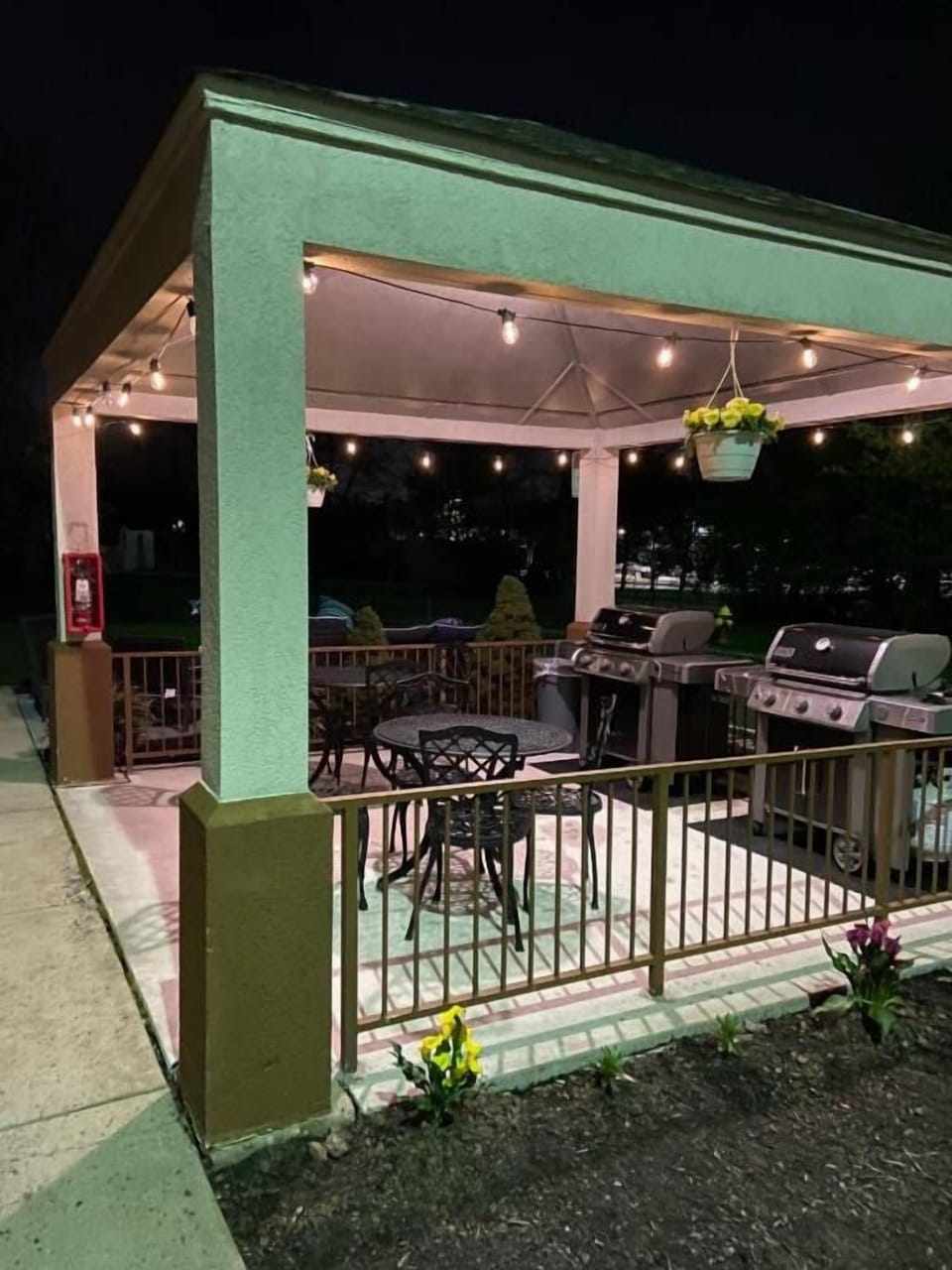 Fire up the grills and enjoy effortless outdoor meals.