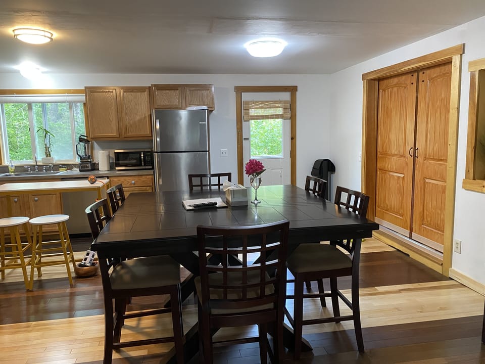 Big dinning table sits 8 guests 