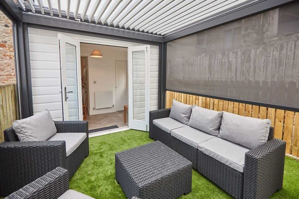 Apartment 2 @ High Street, Caernarfon - Host & Stay