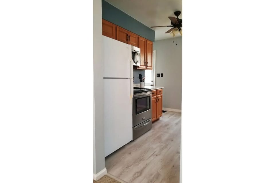 Refrigerator and range/oven