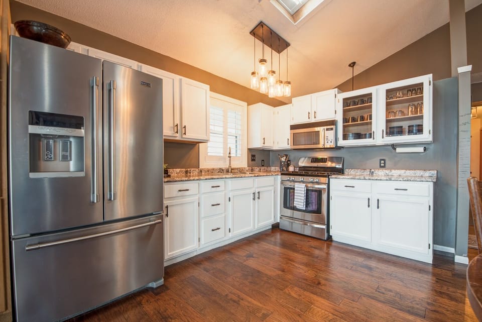 Well equipped kitchen