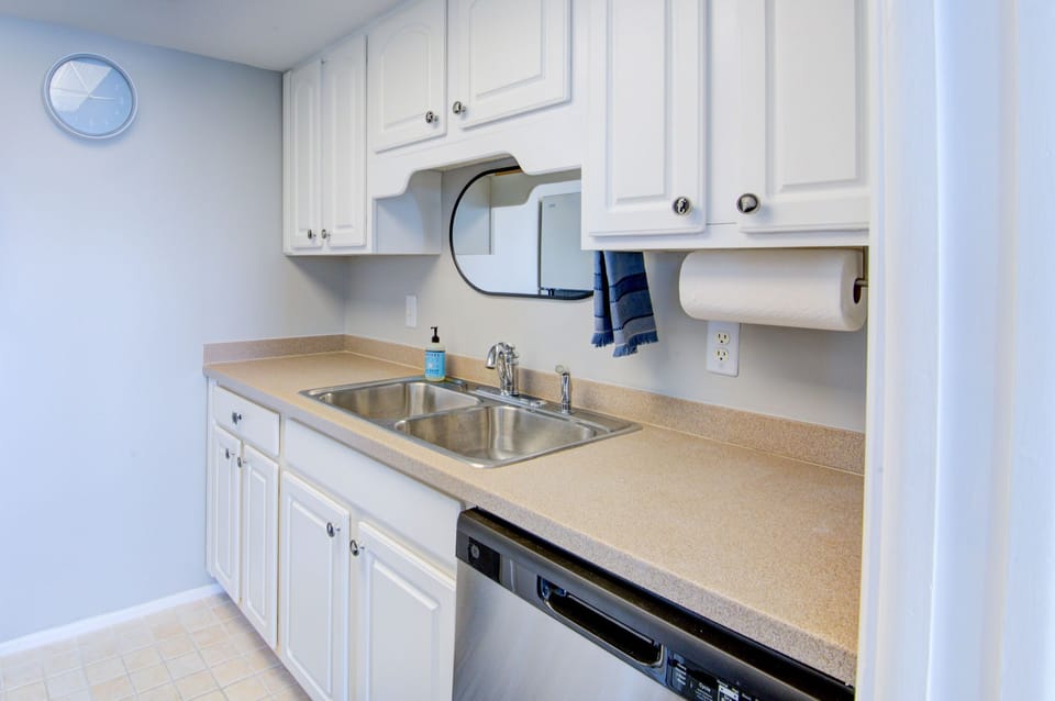 Kitchen (2)