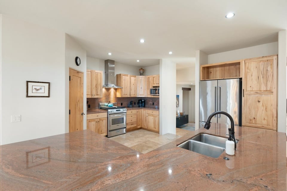 Large countertop and modern appliances!
