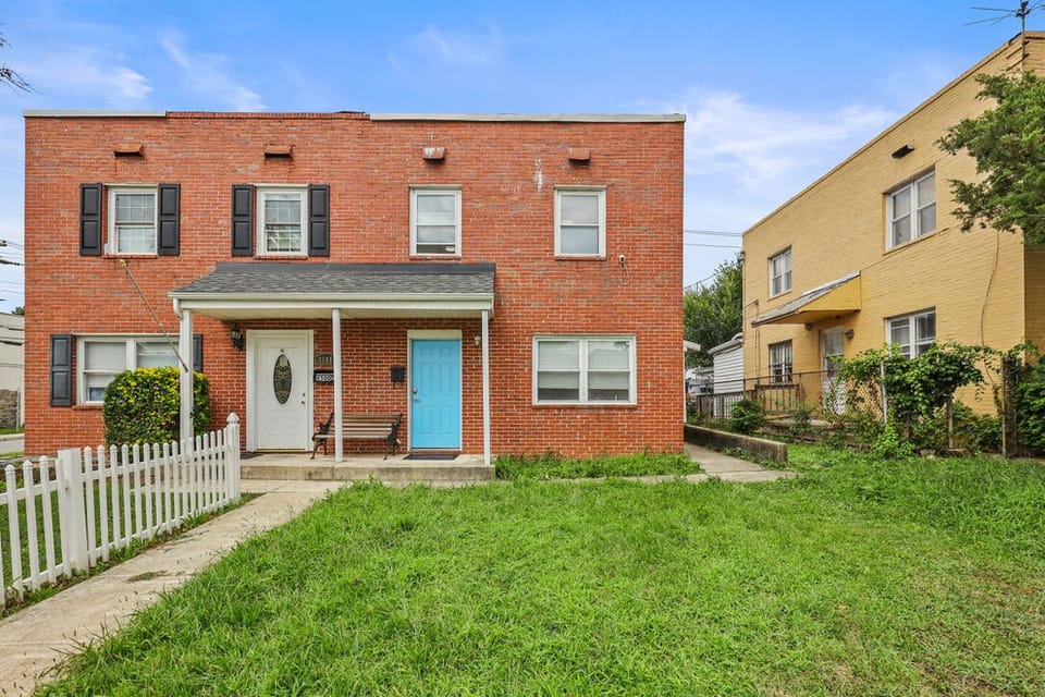 Front View of Property (Blue Door)