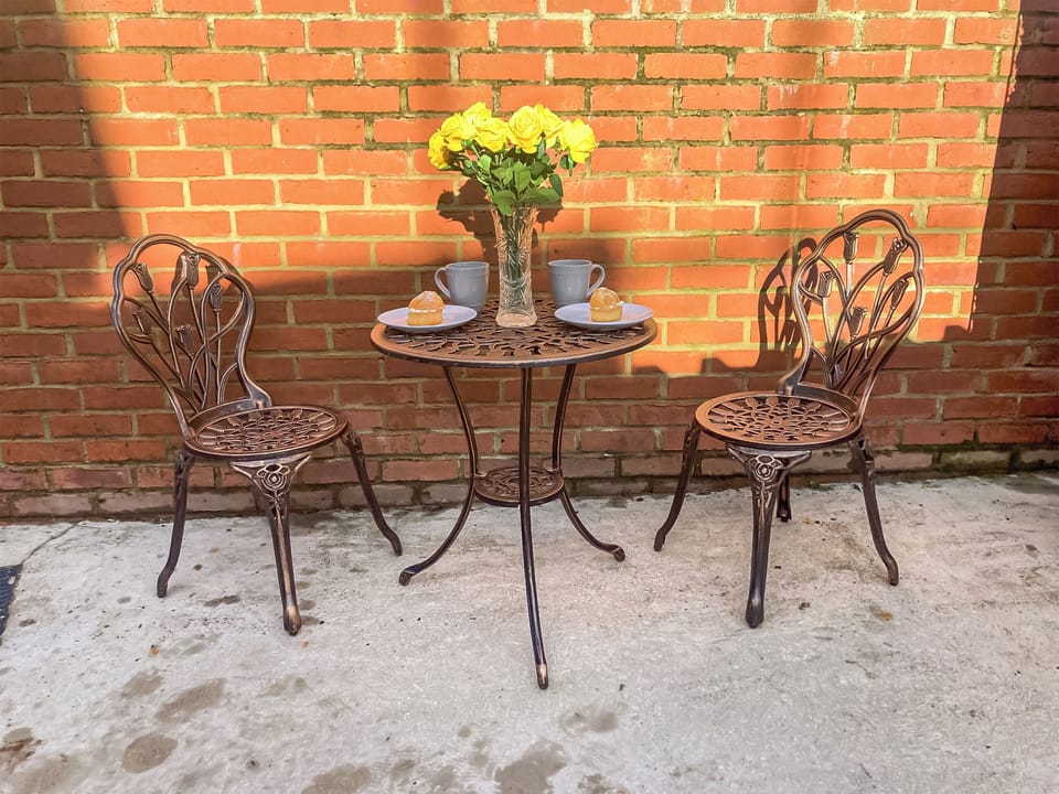 Sitting-out-area | Low Stonebank Cottage - Stonebank Cottages, Newfield, near Bishop Auckland
