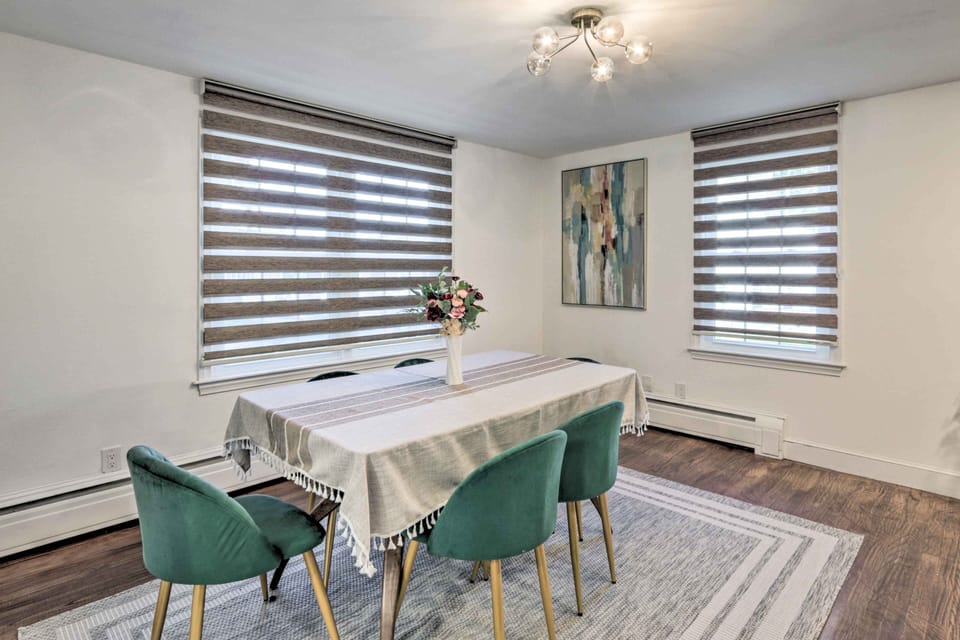 Dining Area | Dishware & Flatware