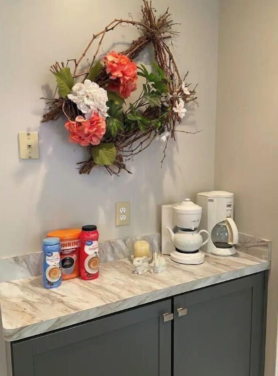 The coffee bar offering complimentary coffee & creamer