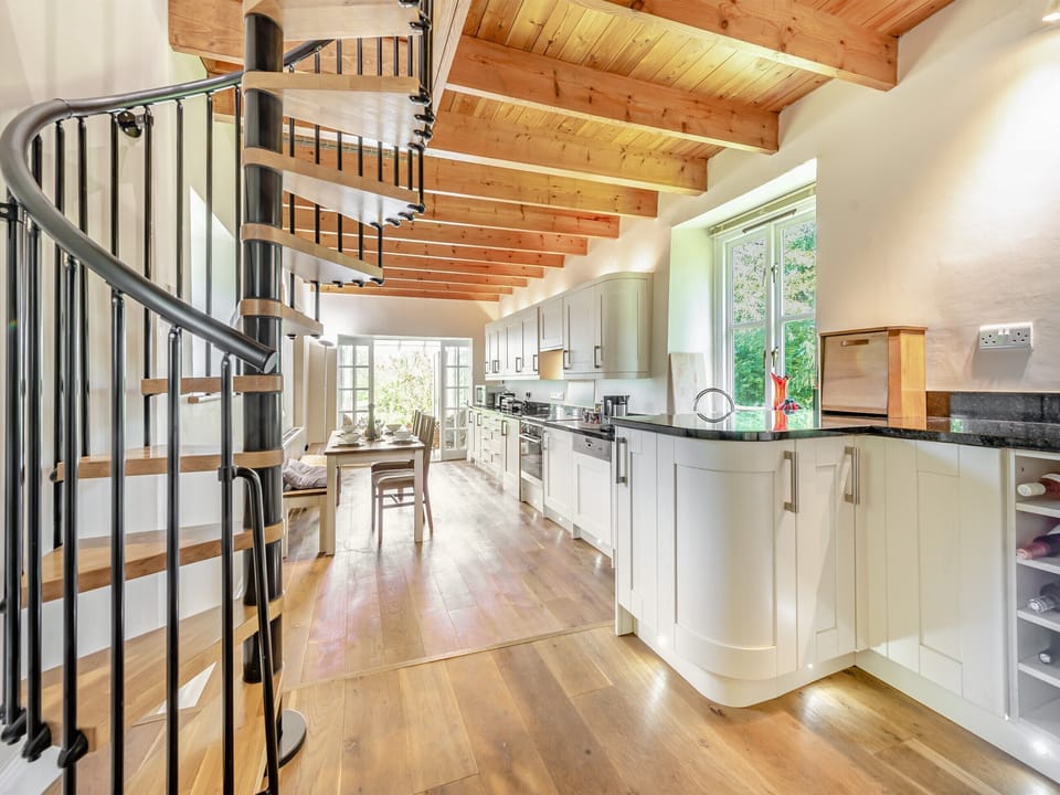 Kitchen/diner | Tan y Castell Cottage, Llanmill, near Narberth