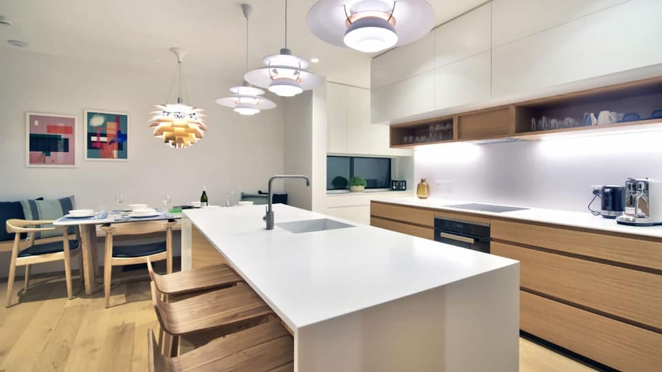 Kitchen dining