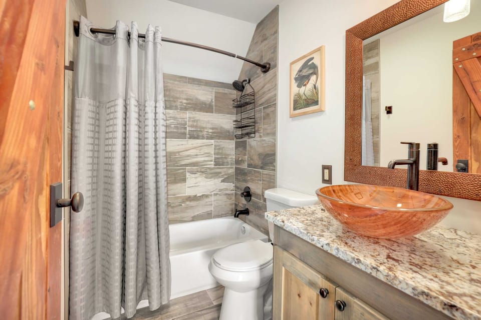 Bathroom attached to second bedroom