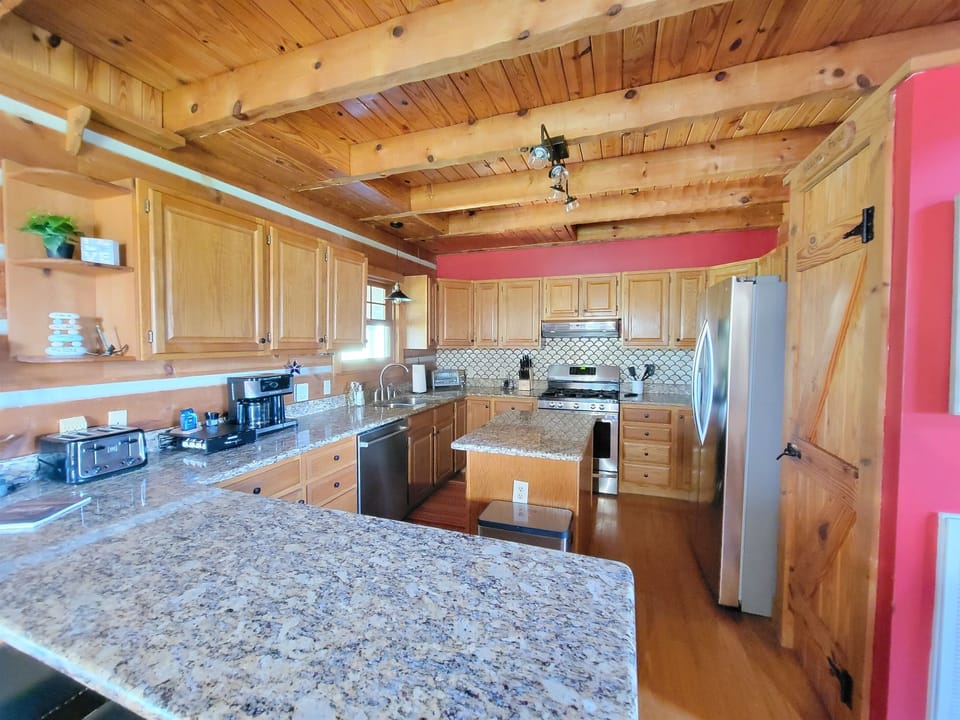 Fully equipped kitchen