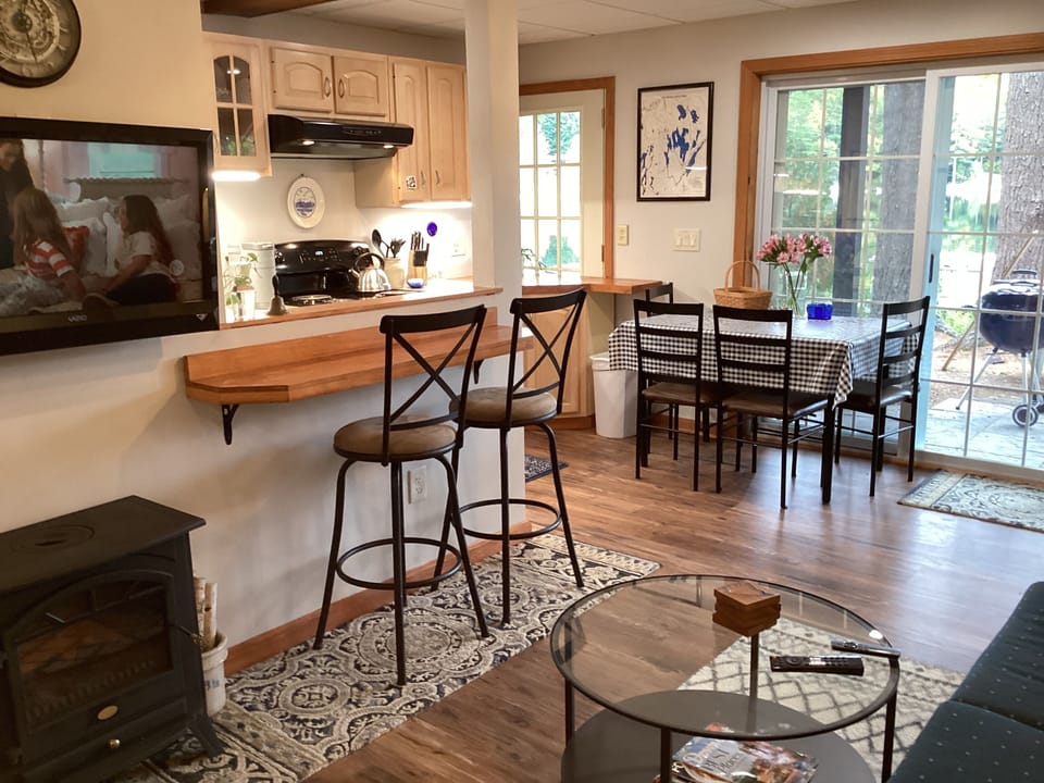 Breakfast bar