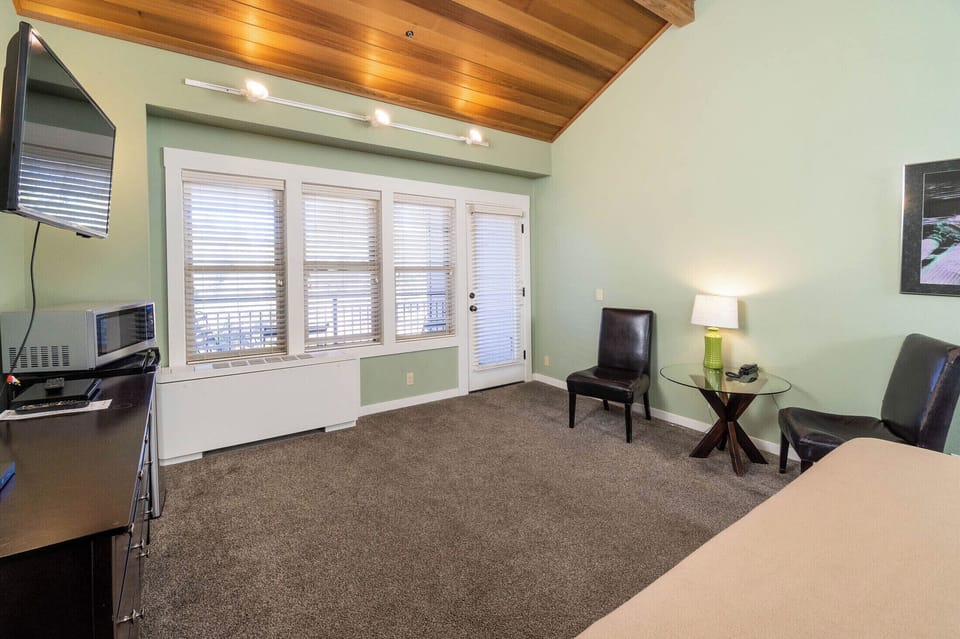 Master.  Door to Balcony.