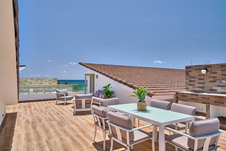 Enjoy your private deck with an amazing view of the ocean