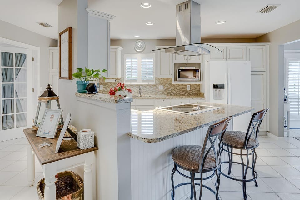 Open Floor Concept With Plenty of Room