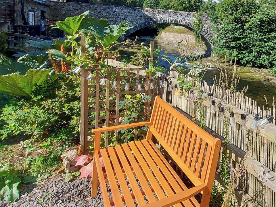 Outdoor area | Riverside Cottage, Keswick