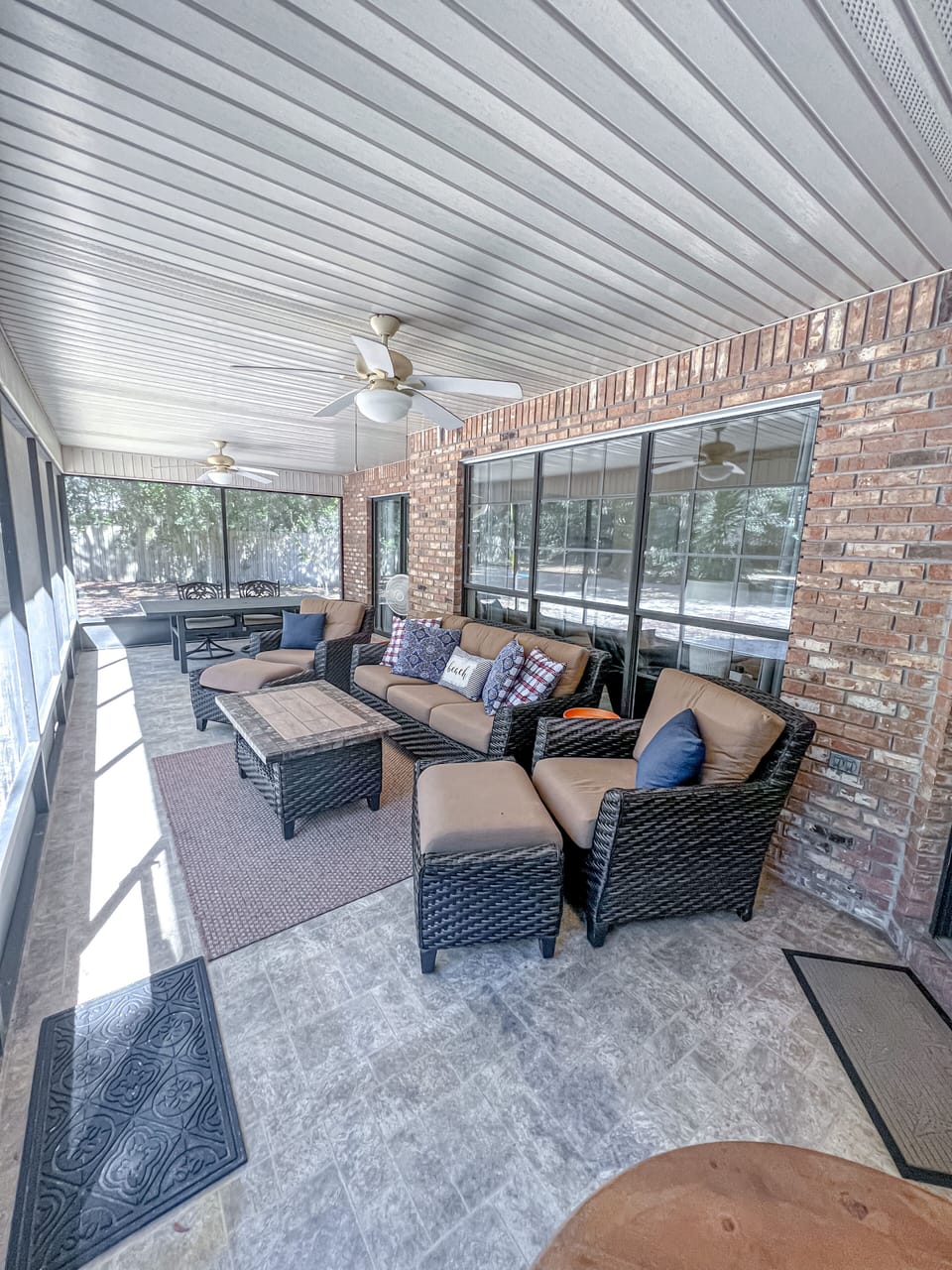 Screened in Porch Overlooking  Huge Yard with Live Oak Trees with Spanish Moss