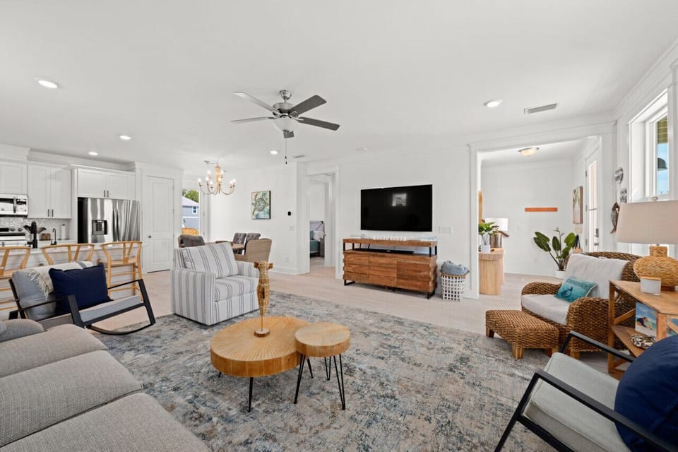 40-web-or-mls-234-rhonda-del-sol-cir.jpg