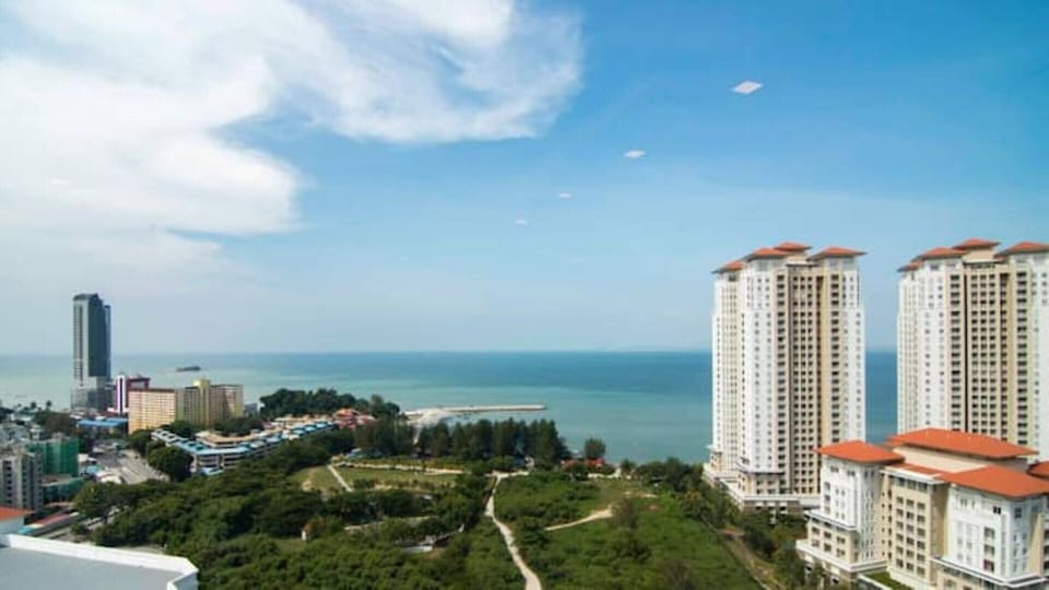 Beach/ocean view