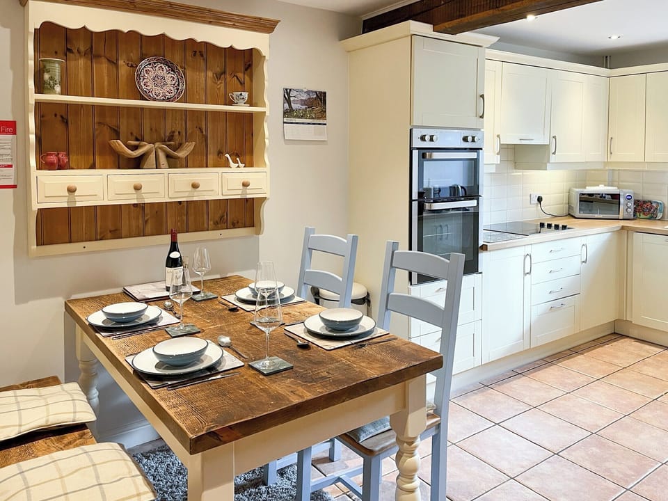 Kitchen/diner | Lavender Cottage, Stretton-on-Fosse, near Moreton-in-Marsh