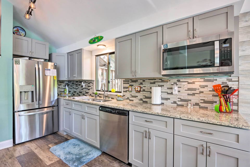 Kitchen | Drip Coffee Maker | Pots & Pans | Toaster | Spices